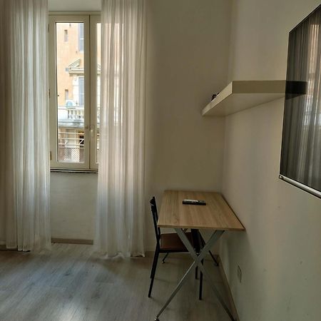 Vivirome - 2 Bedrooms Apartment - San Giovanni Kültér fotó