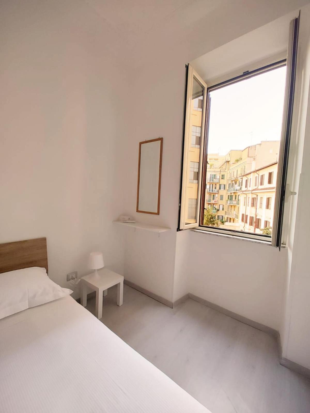 Vivirome - 2 Bedrooms Apartment - San Giovanni Kültér fotó