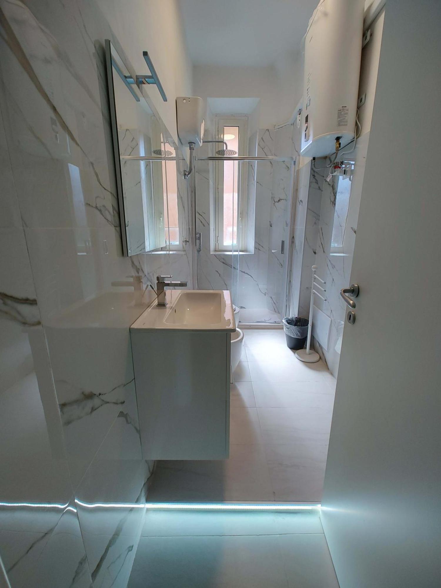 Vivirome - 2 Bedrooms Apartment - San Giovanni Kültér fotó